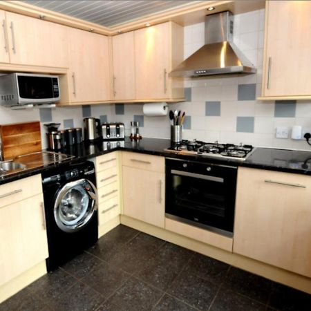 Cheerful One Bedroom Cottage With Parking Space. Glasgow Ngoại thất bức ảnh